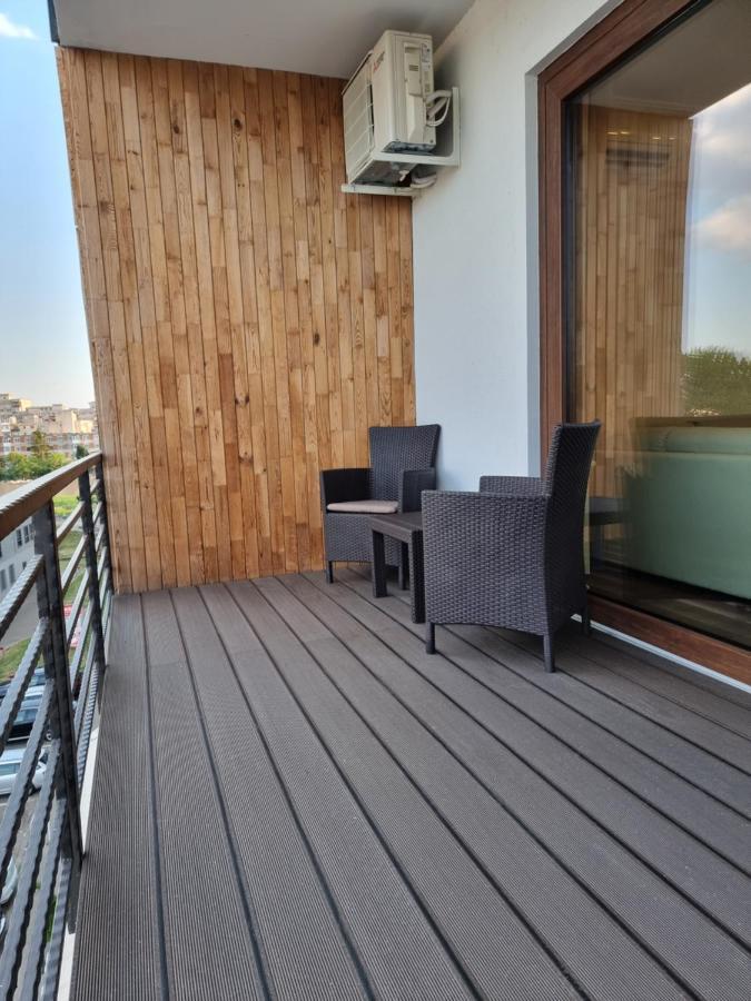 Apartament In Complex Rezidential Ramnicu Valcea Exterior photo